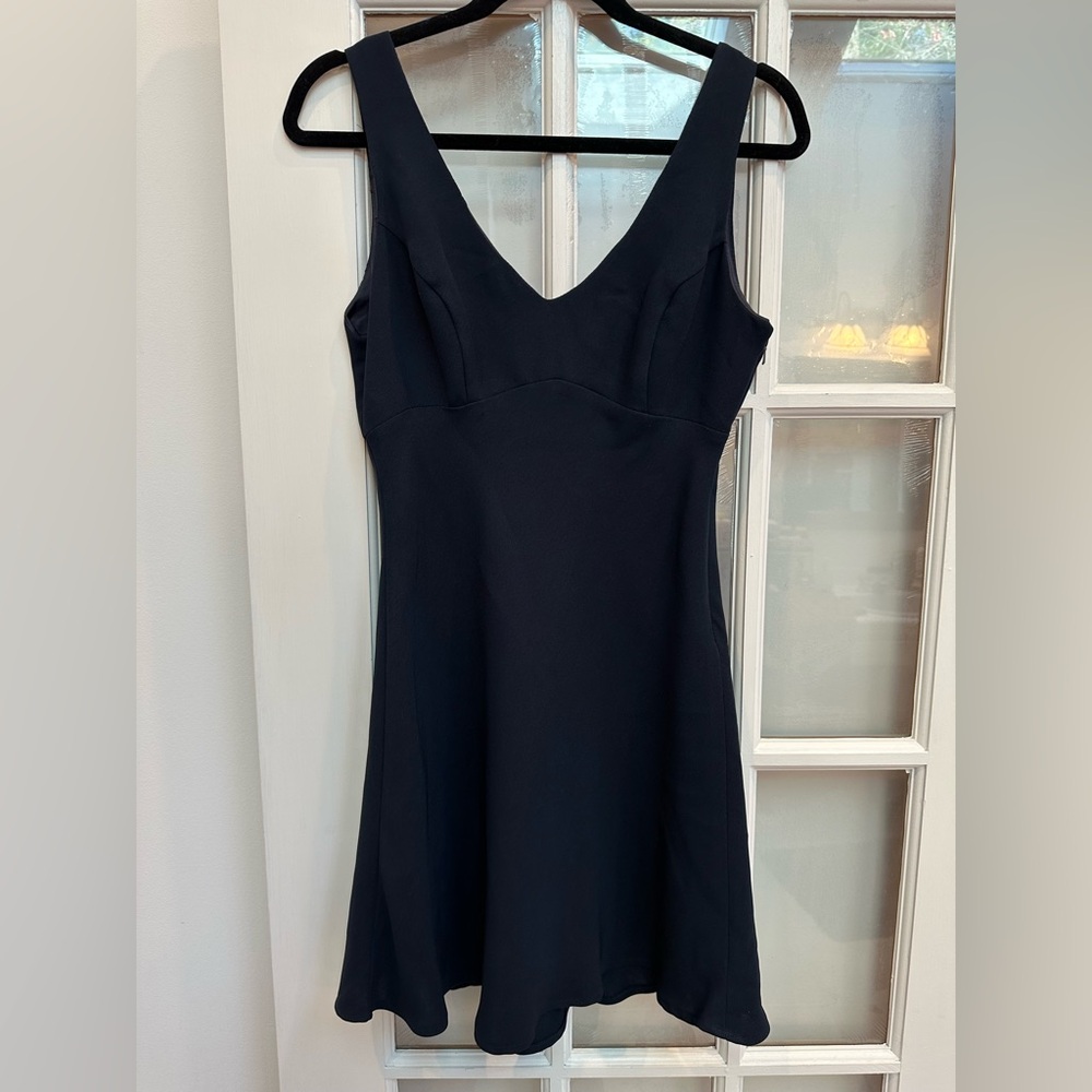 Vintage BCBGMAXAZRIA 90’s Elegant Navy Timeless Elegant Sleeveless Dress Size 6